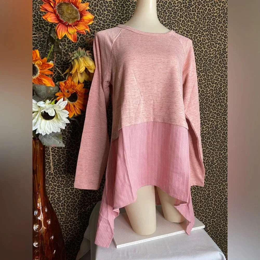 🌴3/$30🌴DOE & RAE Dusty Pink Hi-Low Striped Layered Top NWT - Picture 2 of 8